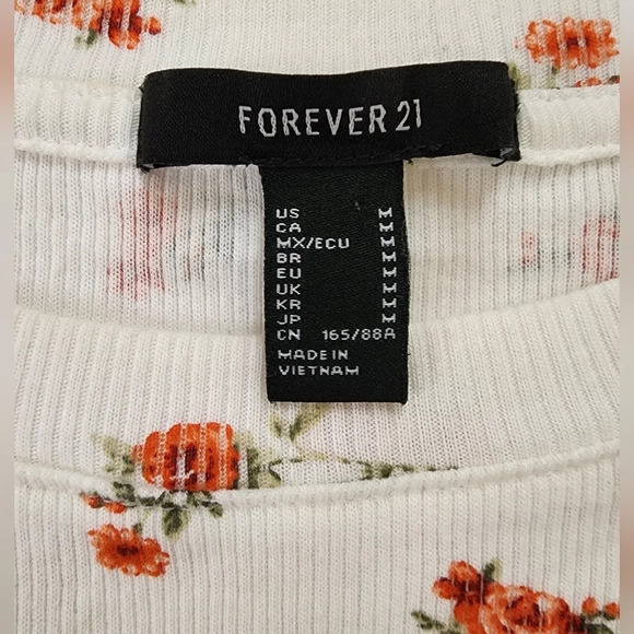 Forever 21 Semi-Cropped Ribbed Floral Print Long Sleeve No Stains, sz Medium - Picture 3 of 15